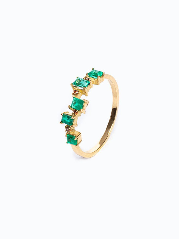 Anillo en oro 18k con esmeraldas colombianas de corte baguett