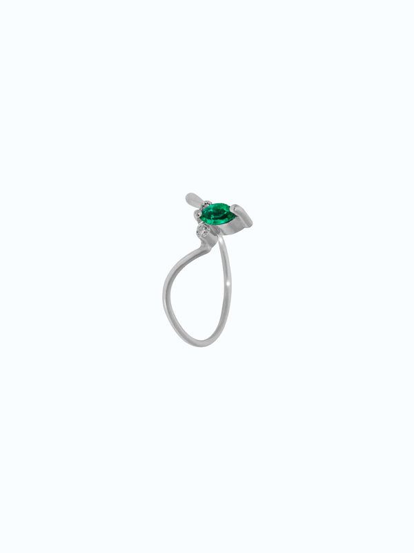 Anillo de oro blanco con diamantes