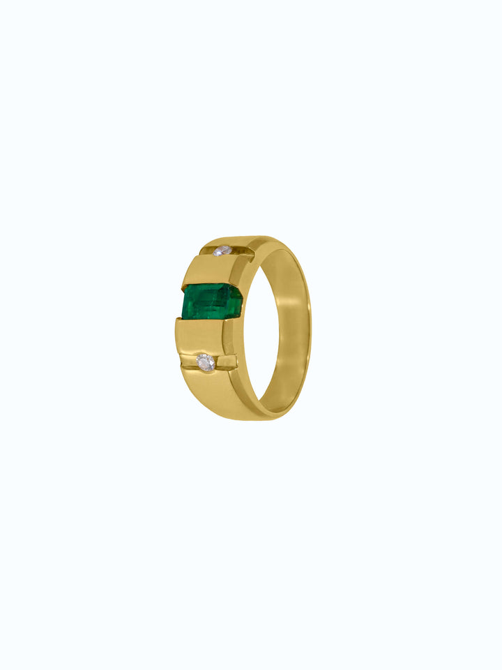 Anillo de oro 18k con esmeralda y diamantes 