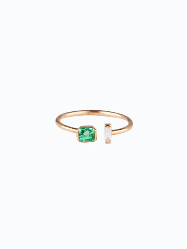 Anillo de oro rosado de 18k con esmeralda y diamante
