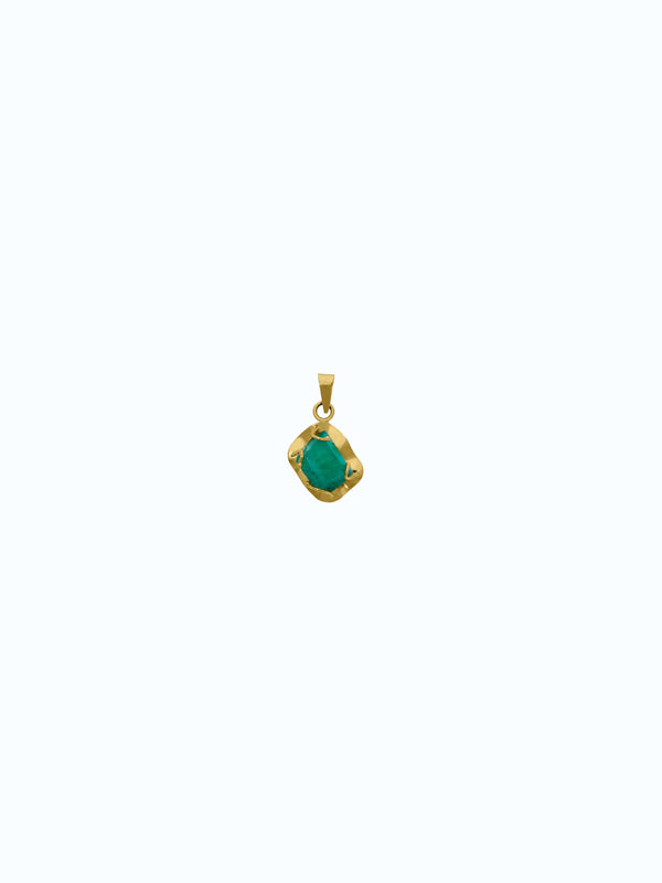 Dije de oro con esmeralda muralla 