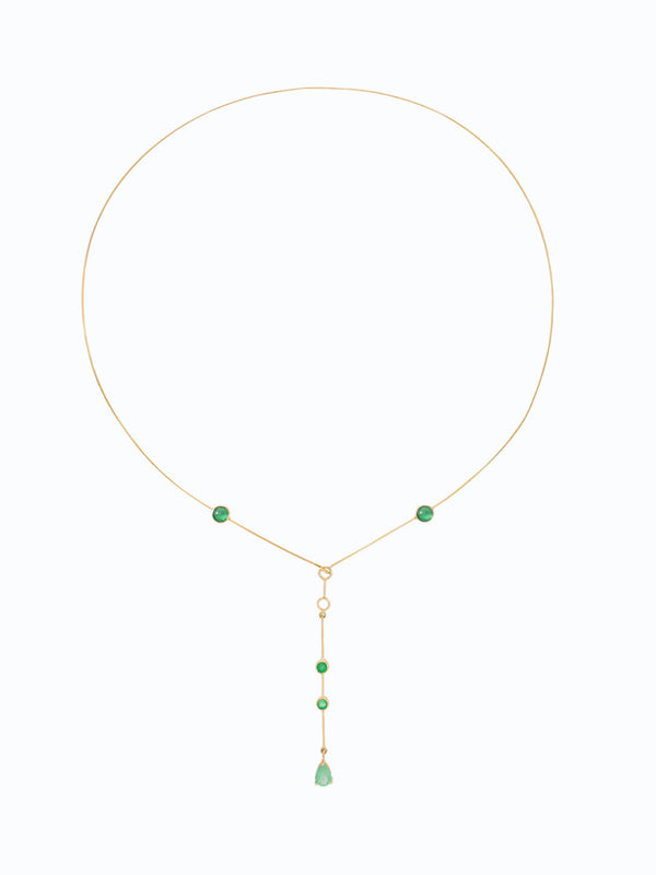 Gargantilla de oro 18k diseño hilo con esmeraldas